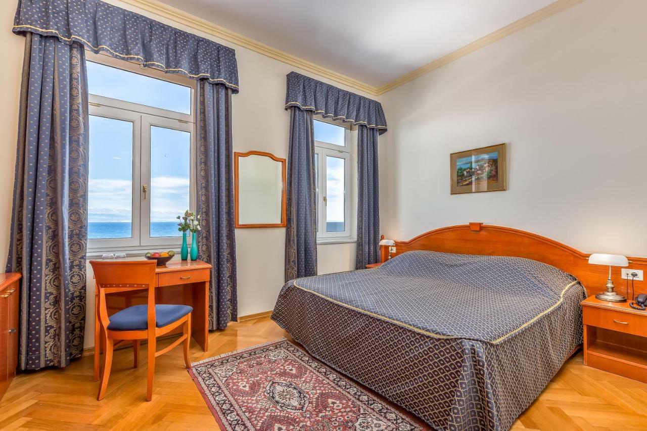Hotel Galeb Опатія Екстер'єр фото